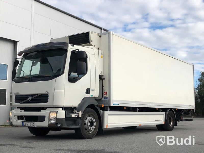 Lastbil Volvo FL 4x2 16T Kylbil