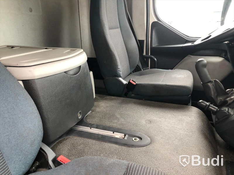 Lastbil Volvo FL 4x2 Skabskåp