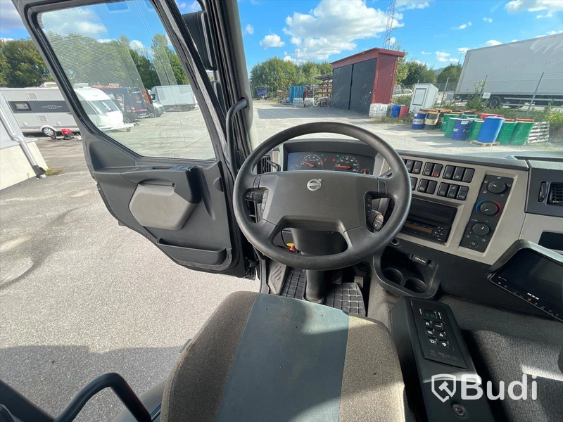 Tippbil Volvo FE 6x2 | 2017 | Allisonlåda | Sörling