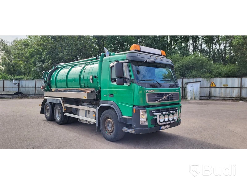 Lastbil Volvo Fm9 6x2 | 2006 | Slamsugare med spolutrustning | Torrsug - EXPORT