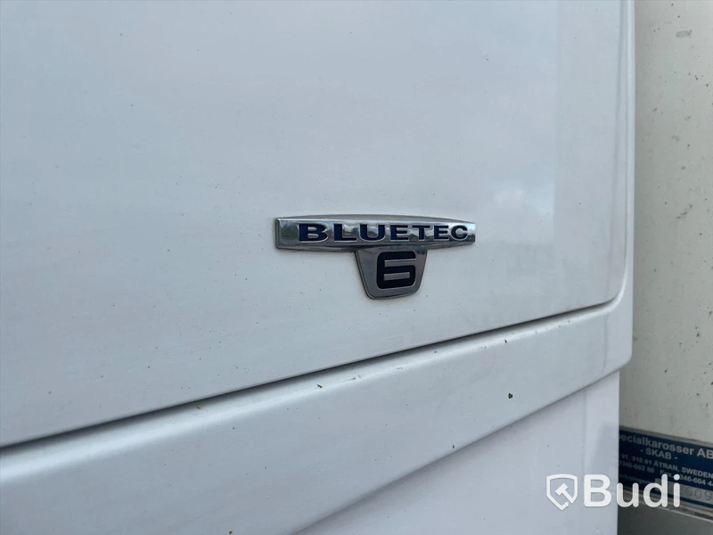 Lastbil Mercedes-Benz Actros 2551 SKAB-Skåp med öppningsbarsida och baklyft