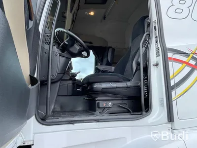 Lastbil Mercedes-Benz Actros 2551 SKAB-Skåp med öppningsbarsida och baklyft