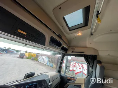 Lastbil Mercedes-Benz Actros 2551 SKAB-Skåp med öppningsbarsida och baklyft