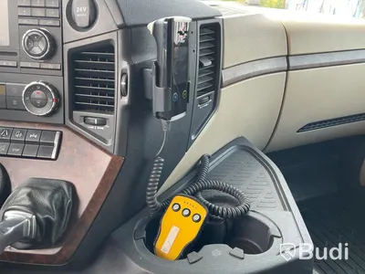 Lastbil Mercedes-Benz Actros 2551 SKAB-Skåp med öppningsbarsida och baklyft