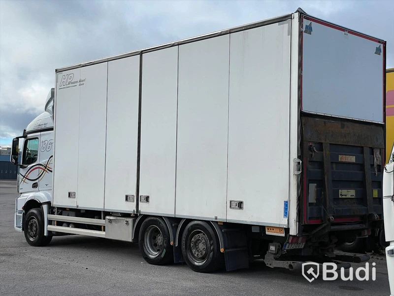 Lastbil Mercedes-Benz Actros 2551 SKAB-Skåp med öppningsbarsida och baklyft