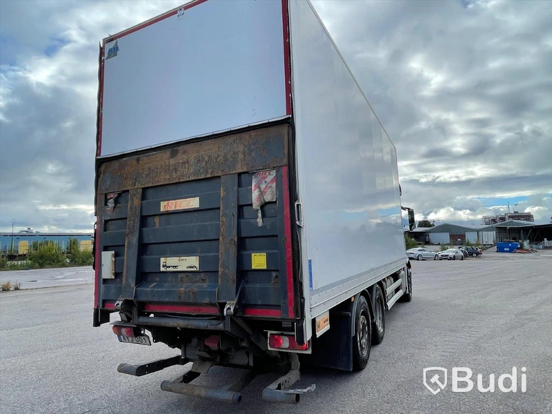 Lastbil Mercedes-Benz Actros 2551 SKAB-Skåp med öppningsbarsida och baklyft