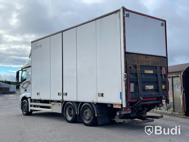 Lastbil Mercedes-Benz Actros 2551 SKAB-Skåp med öppningsbarsida och baklyft