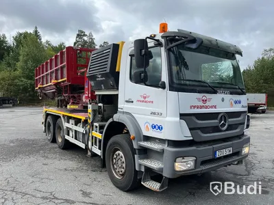 Lastbil Mercedes-Benz Axor med arbetsplattform | AMV