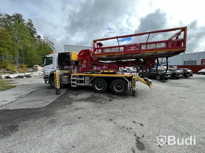 Lastbil Mercedes-Benz Axor med arbetsplattform | AMV