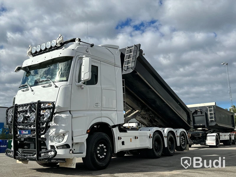 Lastbil Mercedes-Benz Arocs Lastväxlare med Roadex lastväxlarsläp
