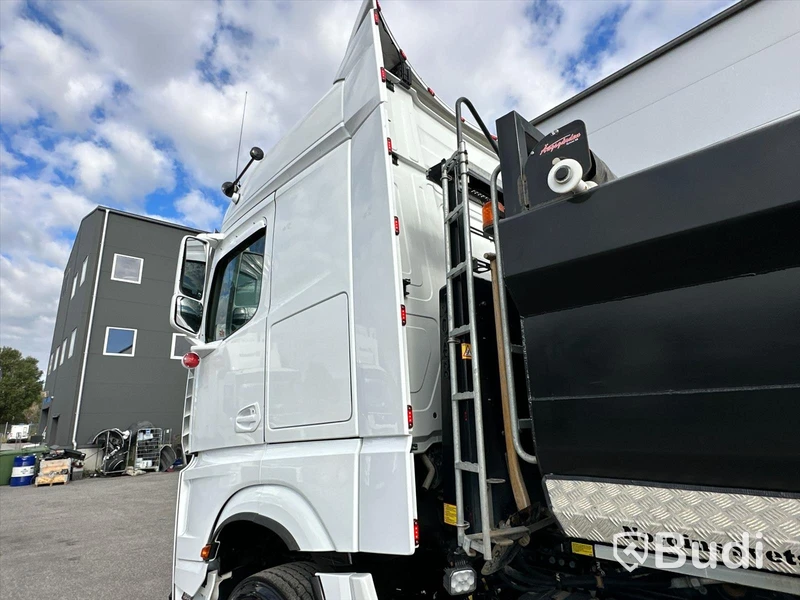Lastbil Mercedes-Benz Arocs Lastväxlare med Roadex lastväxlarsläp