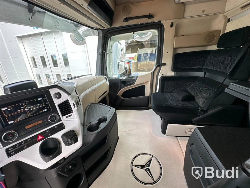 Lastbil Mercedes-Benz Arocs Lastväxlare med Roadex lastväxlarsläp
