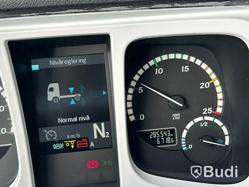 Lastbil Mercedes-Benz Arocs Lastväxlare med Roadex lastväxlarsläp