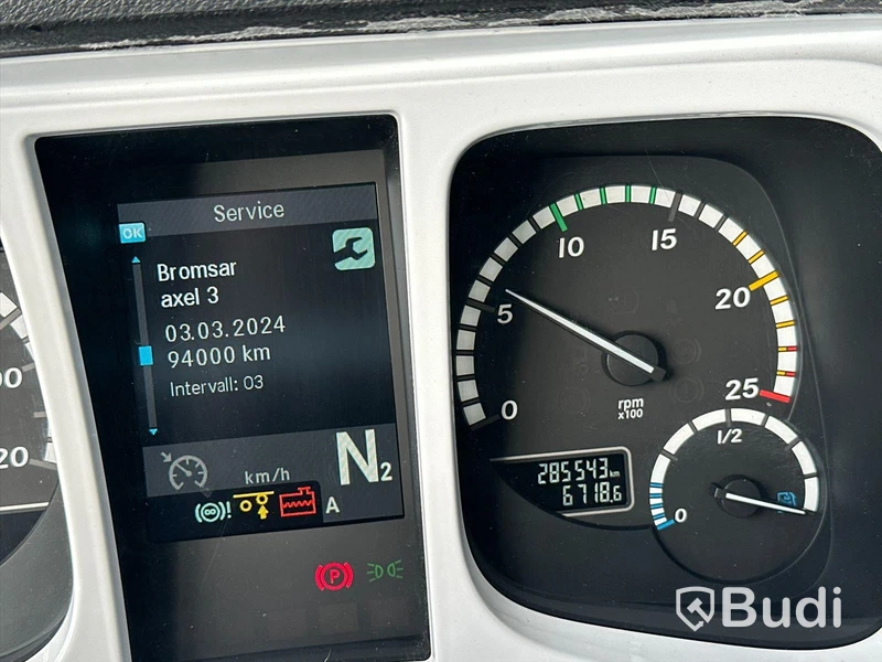 Lastbil Mercedes-Benz Arocs Lastväxlare med Roadex lastväxlarsläp