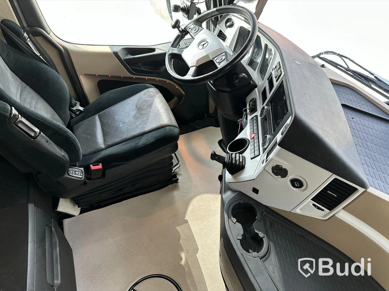 Lastbil Mercedes-Benz Arocs Lastväxlare med Roadex lastväxlarsläp