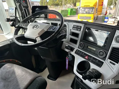 Lastbil Mercedes-Benz Arocs Lastväxlare med Roadex lastväxlarsläp