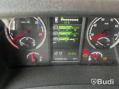 Lastbil Scania V8 R520 6x2 med Hiab lastväxlare 18T