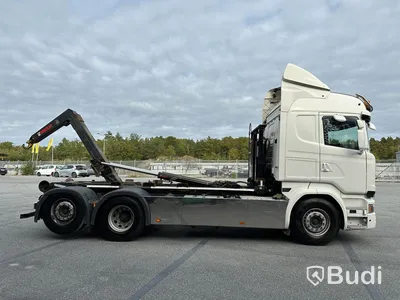 Lastbil Scania V8 R520 6x2 med Hiab lastväxlare 18T