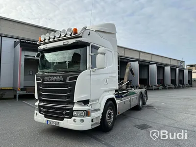 Lastbil Scania V8 R520 6x2 med Hiab lastväxlare 18T