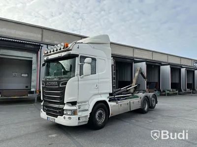 Lastbil Scania V8 R520 6x2 med Hiab lastväxlare 18T