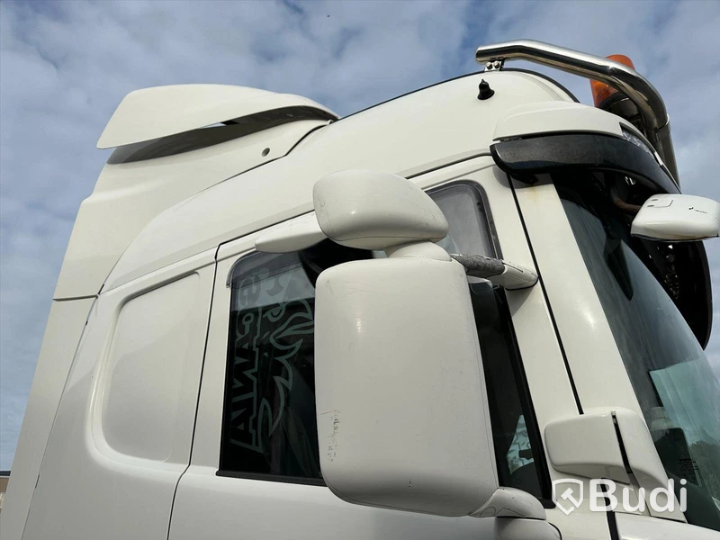 Lastbil Scania V8 R520 6x2 med Hiab lastväxlare 18T