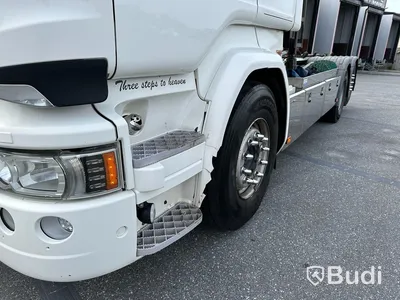 Lastbil Scania V8 R520 6x2 med Hiab lastväxlare 18T