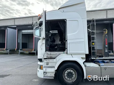 Lastbil Scania V8 R520 6x2 med Hiab lastväxlare 18T