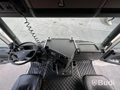 Lastbil Scania V8 R520 6x2 med Hiab lastväxlare 18T