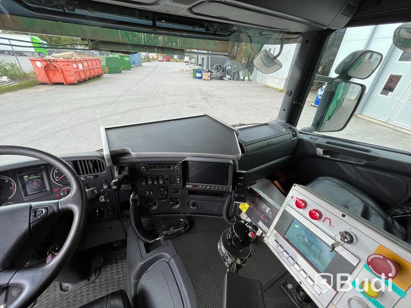 Lastbil Scania P370 LB 6x2-4 HNA frontlastare