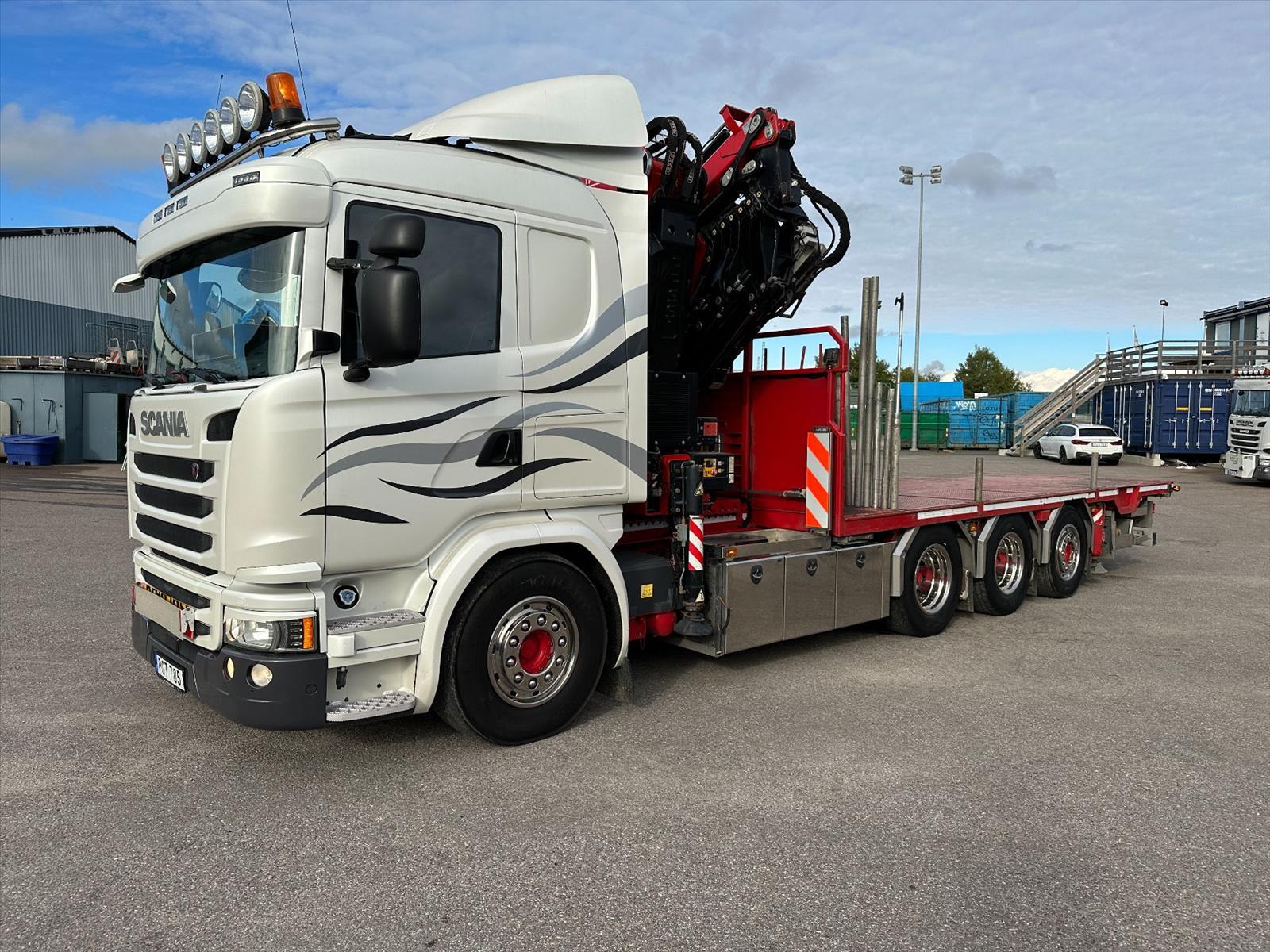 Bodbil Scania G450 LB 8X4-4HNA | Kranflak | Bodbil | Fassi F545 med jibb