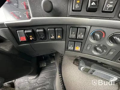 Lastbil Volvo FMX 8x4 460 | Sörlingväxlare