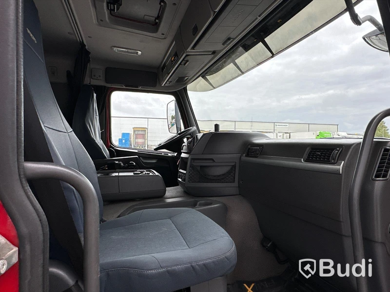 Lastbil Volvo FMX 8x4 460 | Sörlingväxlare
