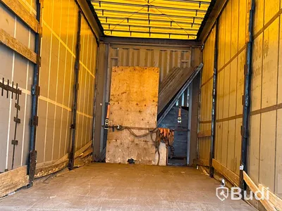 Semitrailer Kaupe med kapell | 2013