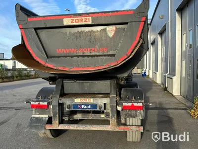 Lastbil DAF XF 510 SC 6x4 med Zorzi schakttrailer