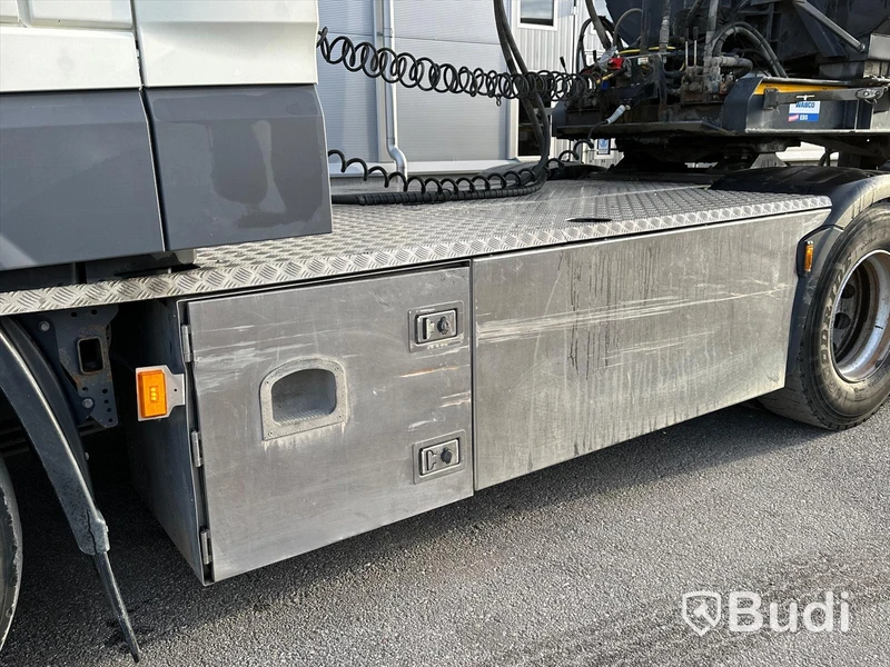 Lastbil DAF XF 510 SC 6x4 med Zorzi schakttrailer