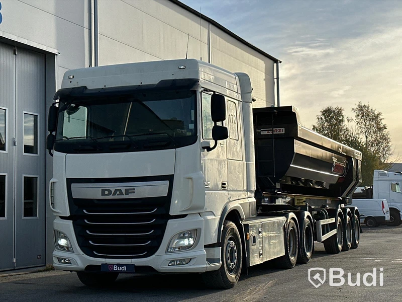 Lastbil DAF XF 510 SC 6x4 med Zorzi schakttrailer