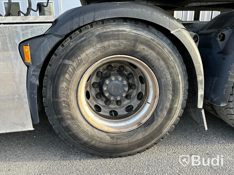 Lastbil DAF XF 510 SC 6x4 med Zorzi schakttrailer