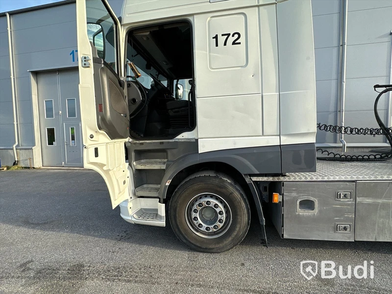 Lastbil DAF XF 510 SC 6x4 med Zorzi schakttrailer