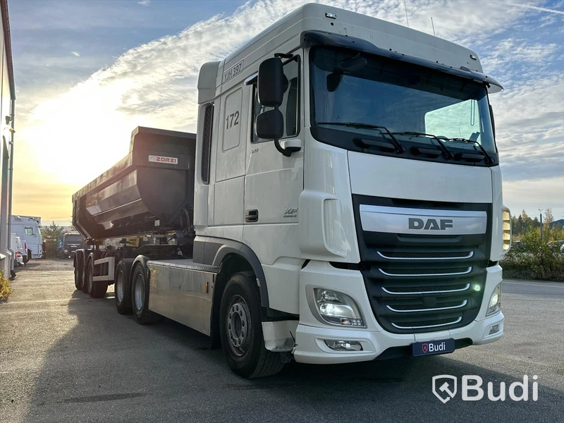 Lastbil DAF XF 510 SC 6x4 med Zorzi schakttrailer