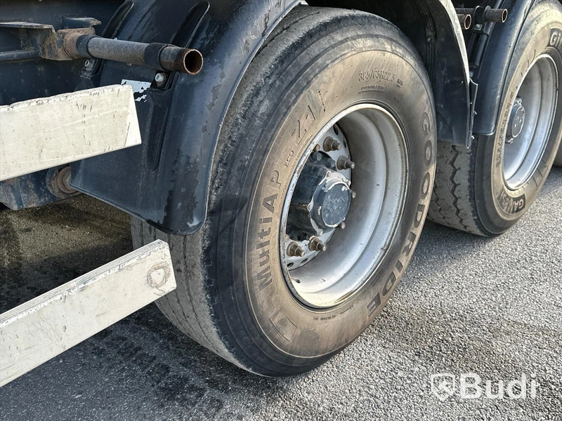 Lastbil DAF XF 510 SC 6x4 med Zorzi schakttrailer