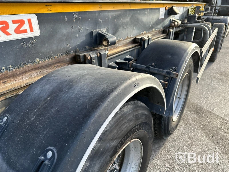 Lastbil DAF XF 510 SC 6x4 med Zorzi schakttrailer