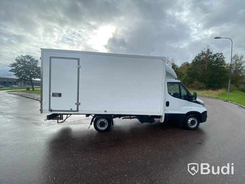 Lastbil Iveco Daily 35S18A8