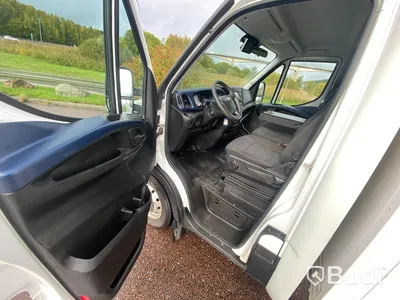Lastbil Iveco Daily 35S18A8