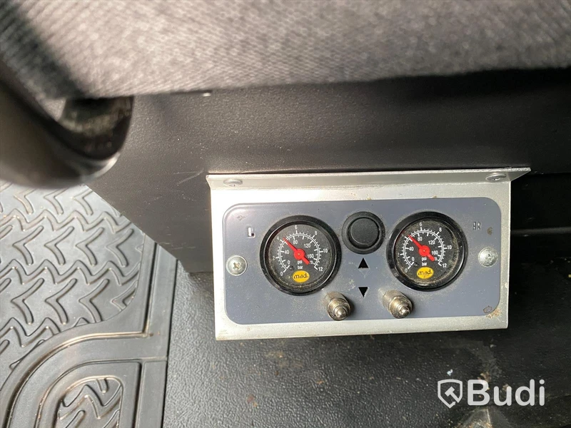 Lastbil Iveco Daily 35S18A8