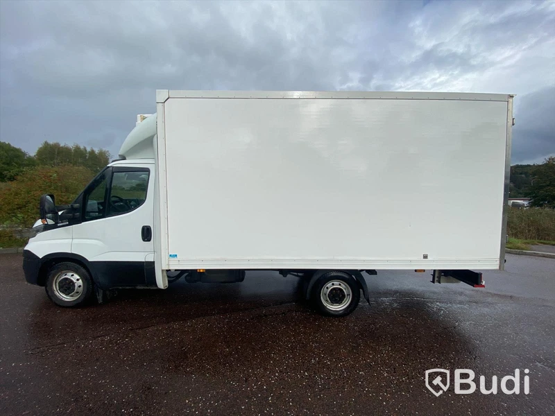 Lastbil Iveco Daily 35S18A8