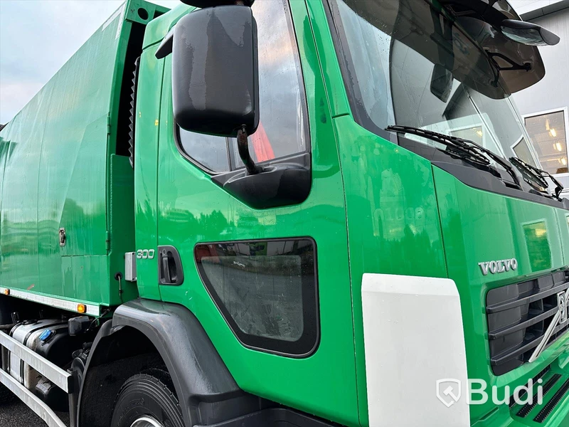 Baklastare Volvo FE 300 6x2 | 2013 | NTM