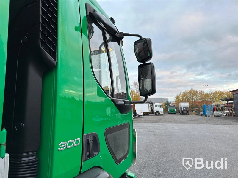 Baklastare Volvo FE 300 6x2 | 2013 | NTM