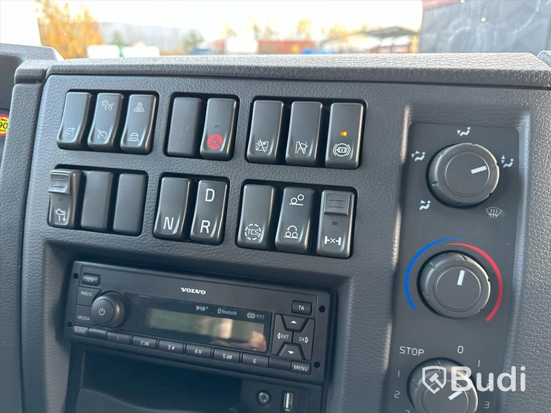 Lastbil Volvo FE Electric 6x2 | 2021 | Joab L21 lastväxlare