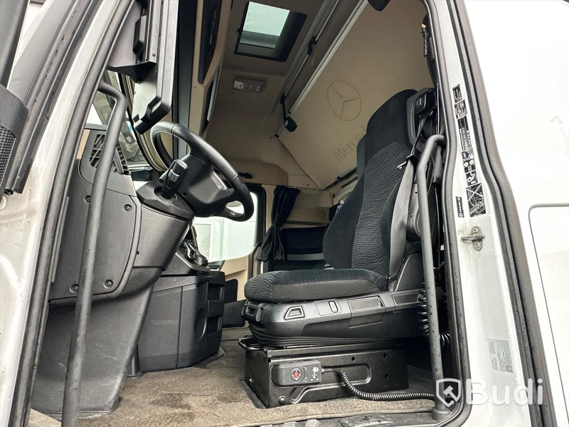 Dragbil Mercedes-Benz Actros 6X2 | 2753 | 2020 | Euro6