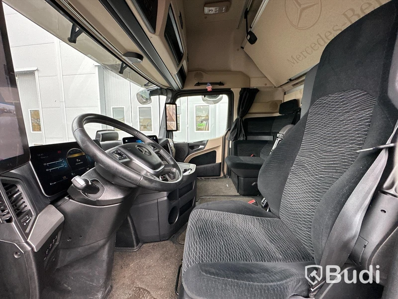 Dragbil Mercedes-Benz Actros 6X2 | 2753 | 2020 | Euro6